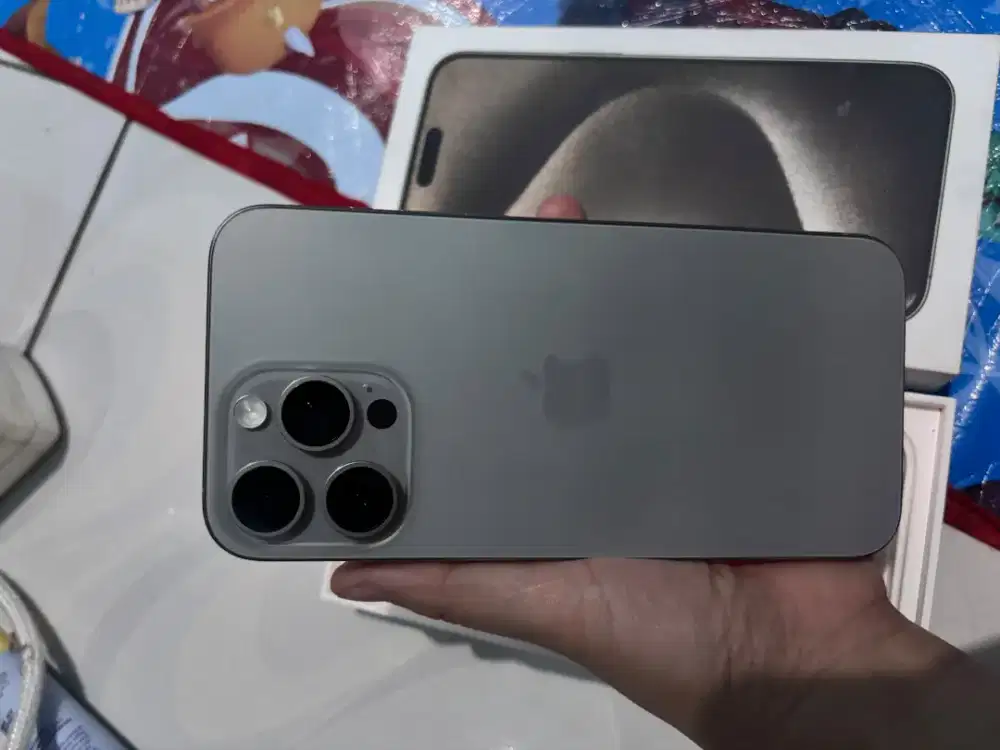 Di jual cepat iPhone 15 Pro Max