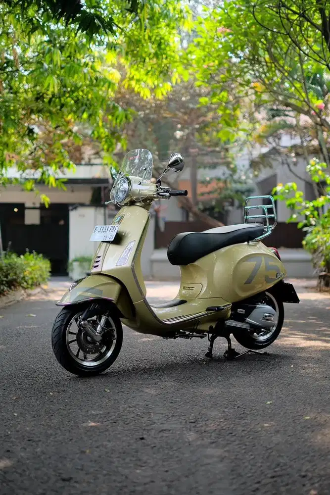 VESPA PRIMAVERA 150 ANNIVERSARY