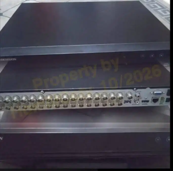 DVR CCTV 32 CH DVR merk Hikvision DS 7232HQHI-K2