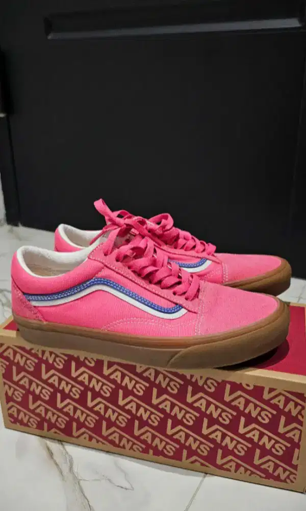 Sneakers Vans unisex 99.9% new,lengkap box original dll, 100% ORIGINAL