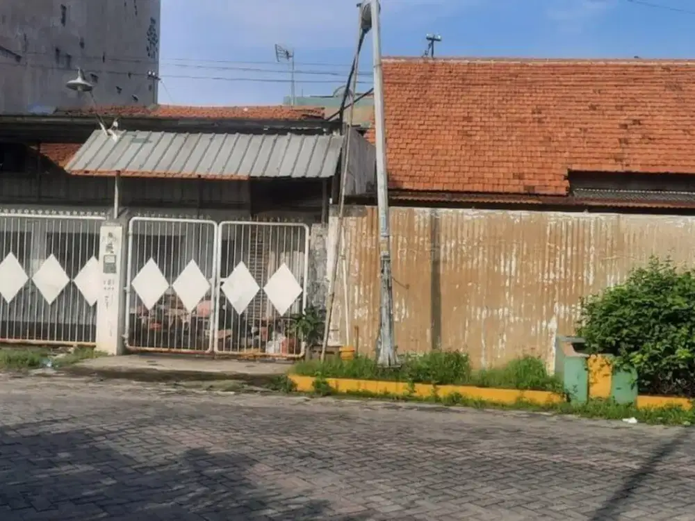 RUNGKUT MEJOYO SELATAN Rumah Hitung Tanah Hadap Barat