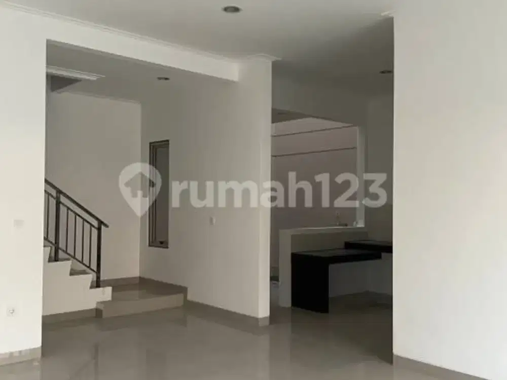 Dijual - Rumah 2 Lantai Pik 2 Ukuran@8X12.5