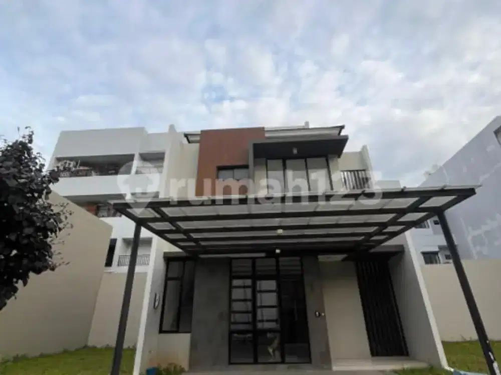 Dijual - Rumah 2 Lantai Cluster Simprug Pik2 Ukuran 8X15m2