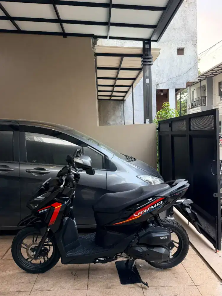 Vario 125 2026 km 300 bisa tuker tambah matic kecil