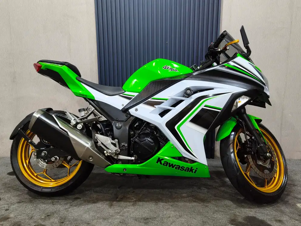 Kawasaki NINJA 250 fi 2016 ABS istimewa mulus terawat siap pakai...