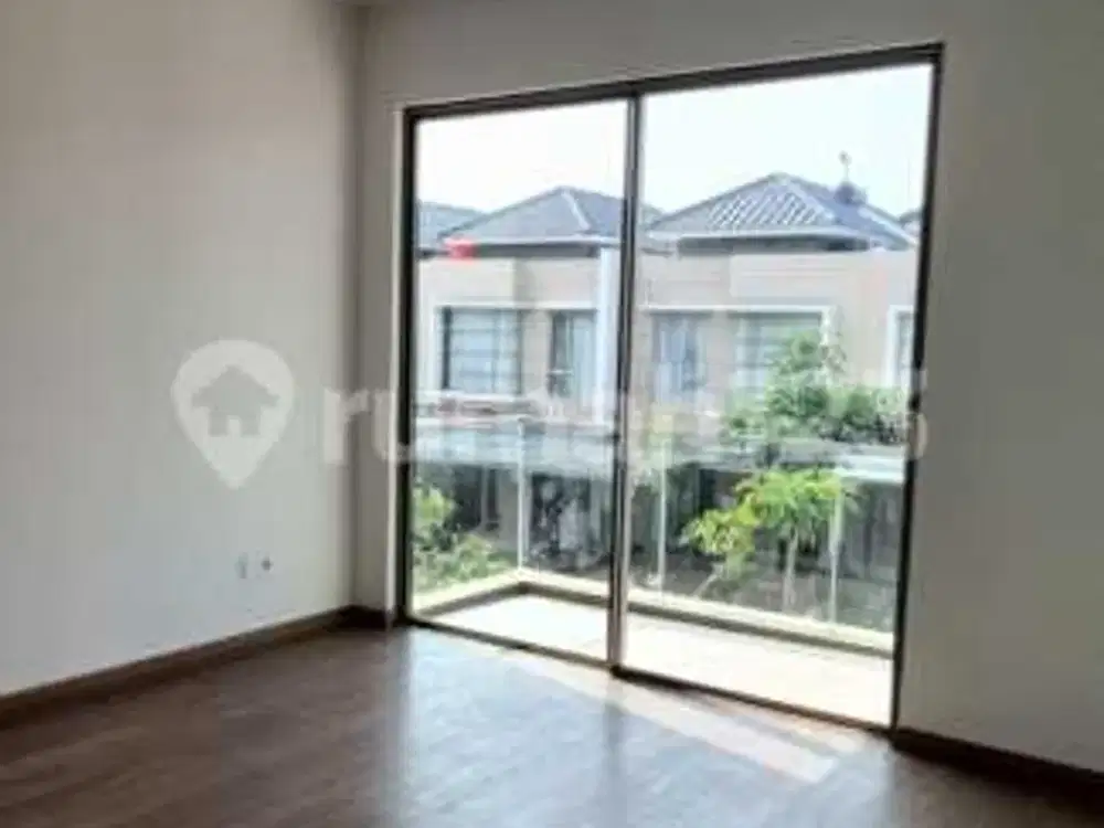 Disewakan - Rumah 3 Kamar Gol]F Island 8X15 2 Lantai