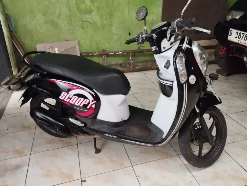 Honda Scoopy 2016