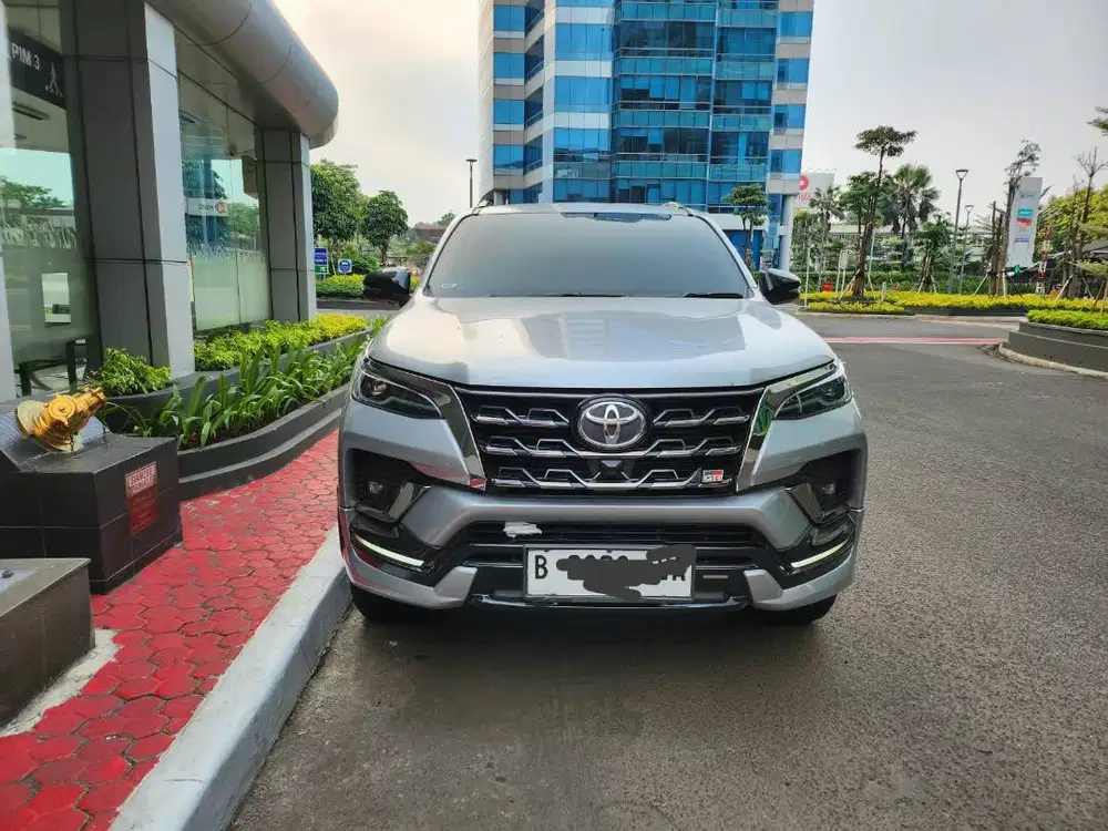 FORTUNER GR 2024