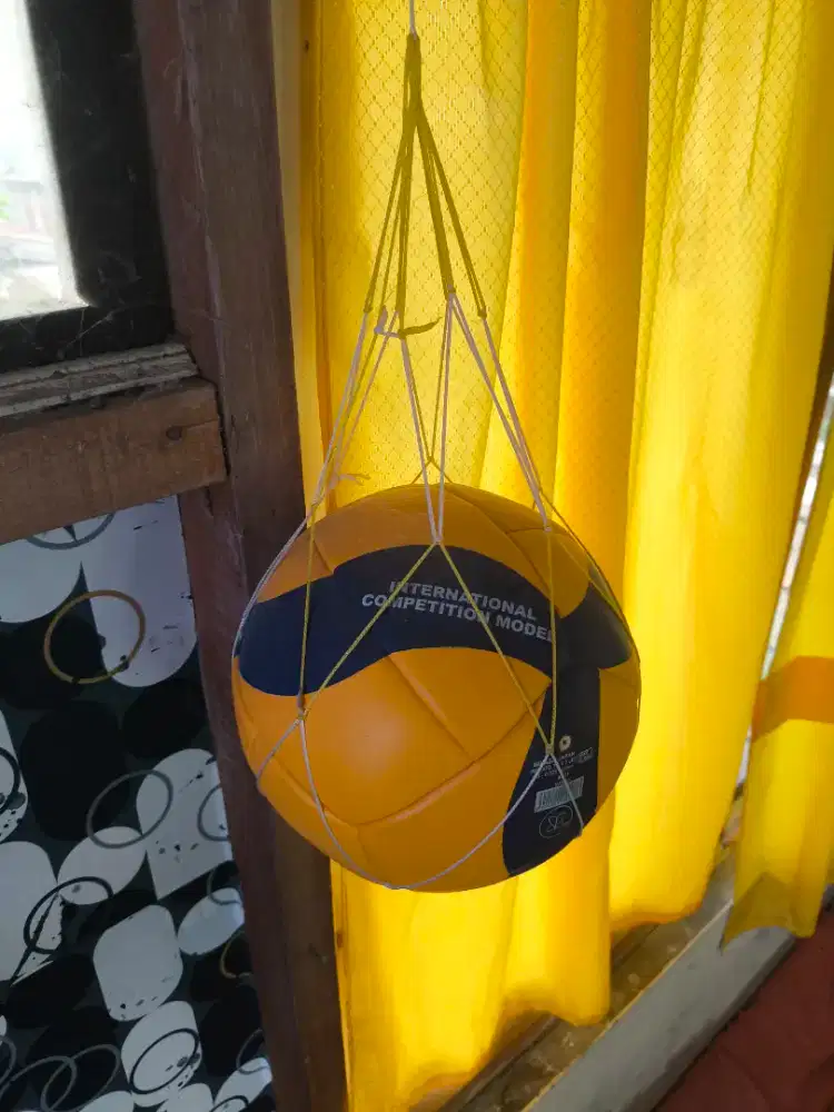 BOLA VOLI MIKASA