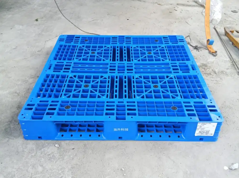 Pallet plastik bekas berkualitas