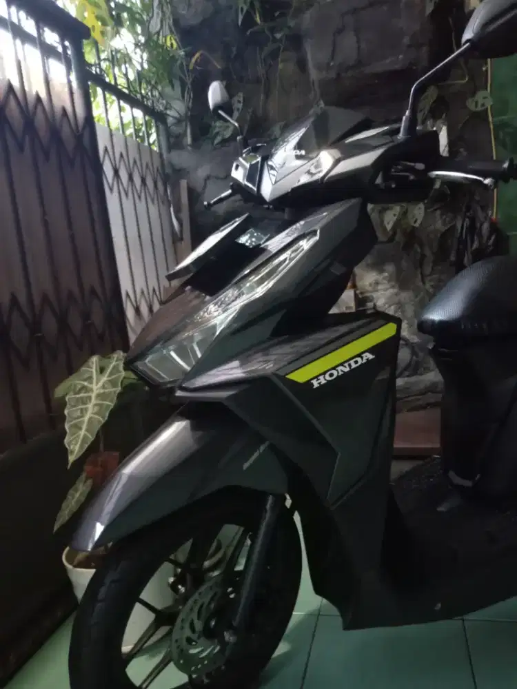 Jual Vario neu 125 ISS idling stop th 2016