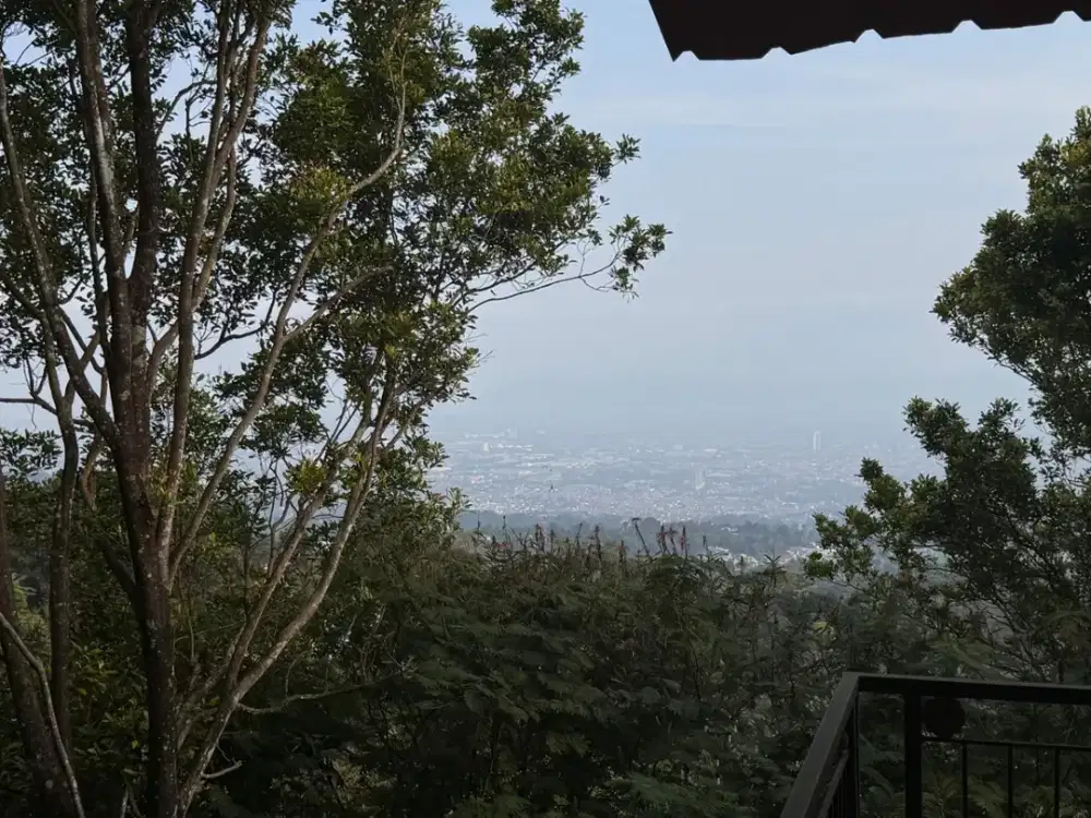 DIJUAL VILLA VIEW KOTA BADUNG TANAH LUAS DI SINDANGLAYA CIMENYAN BANDUNG