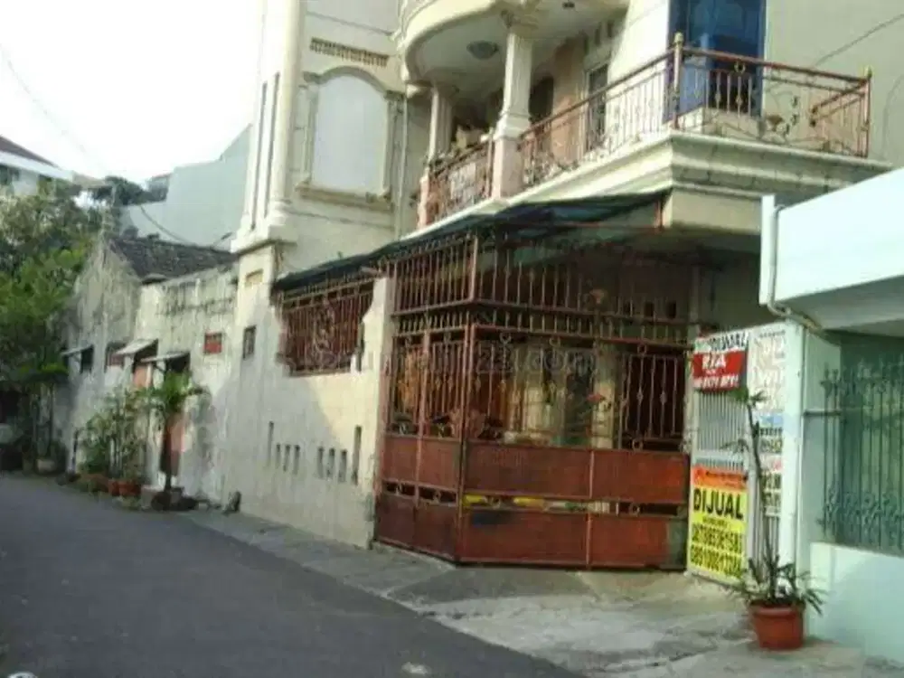 Turun Harga, Dijual Cepat dibawah NJOP Rumah di Jl. Rajawali Selatan, Jakarta Pusat