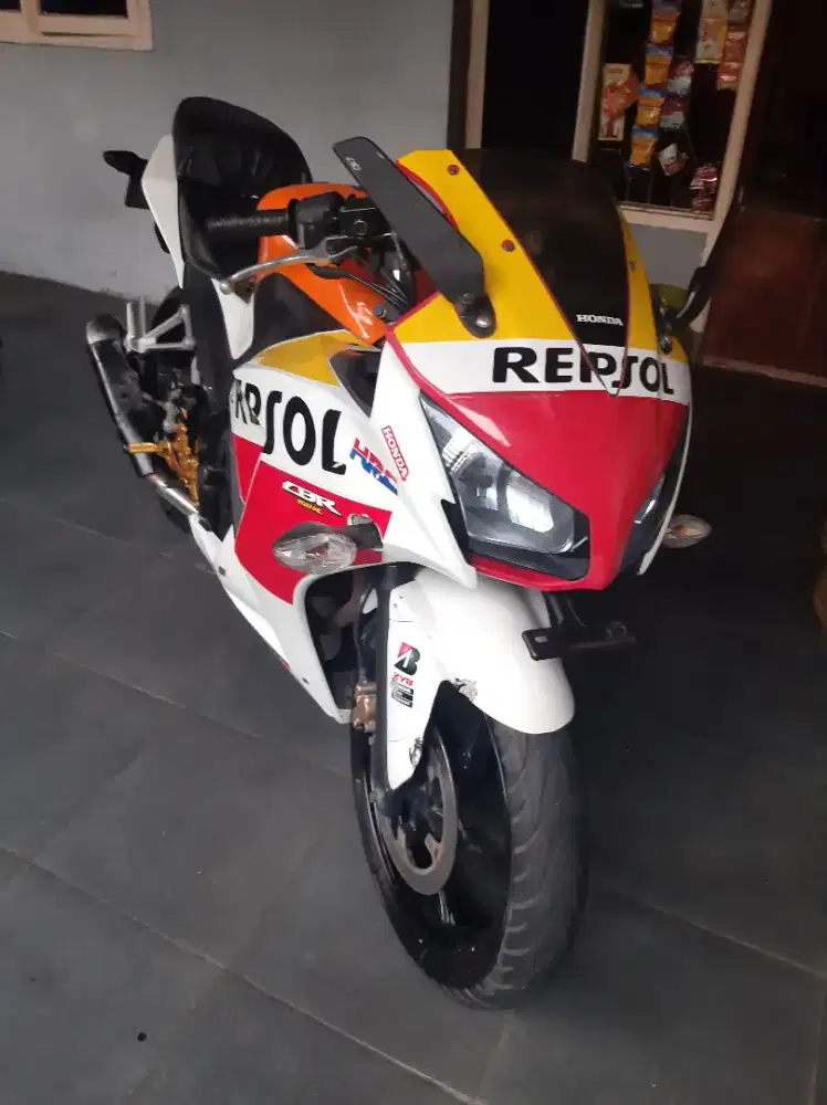 Honda Cbr 150 repsol k45 Tahun 2016 K45