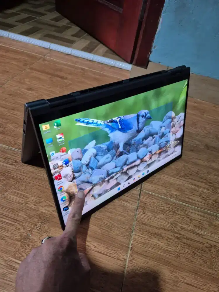 LENOVO YOGA 15 INCH
CORE i7 (Gen 11)