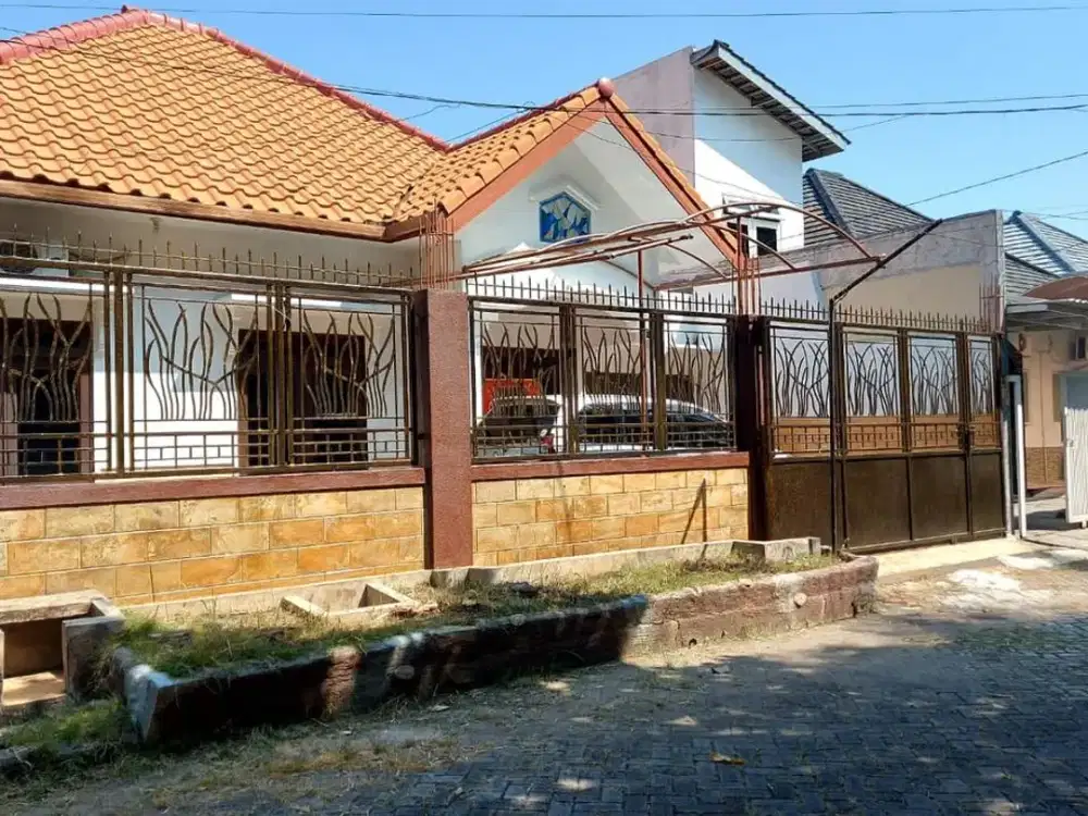 Rumah Wisma Mukti Semalang Indah Lokasi Strategis Hadap Timur