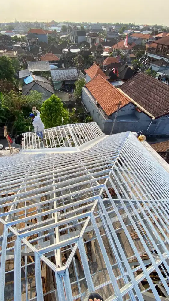 Jasa pasang rangka atap baja ringan dan kanopi