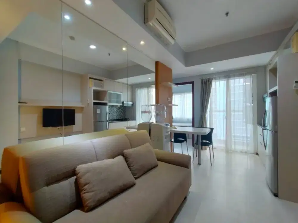 Disewakan 2BR Furnish Bagus di Apartemen Royal Mediterania Garden, Best View