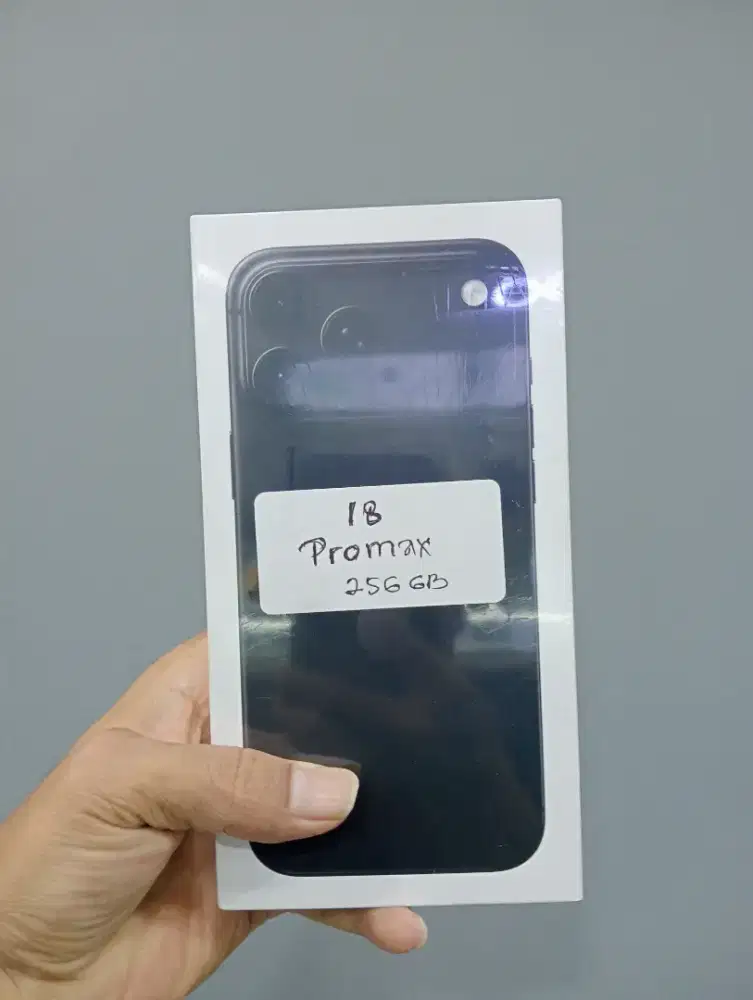 NEW iPhone 18 promax 256GB black ex iBox