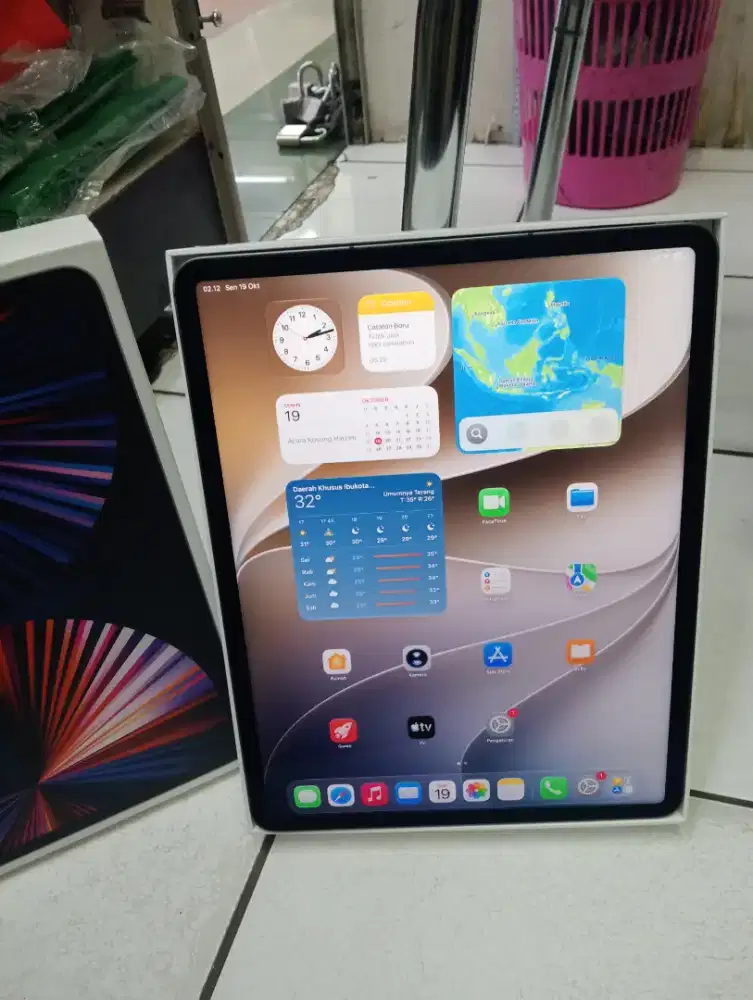 iPad pro gen 5 128GB ex inter wifi -cell