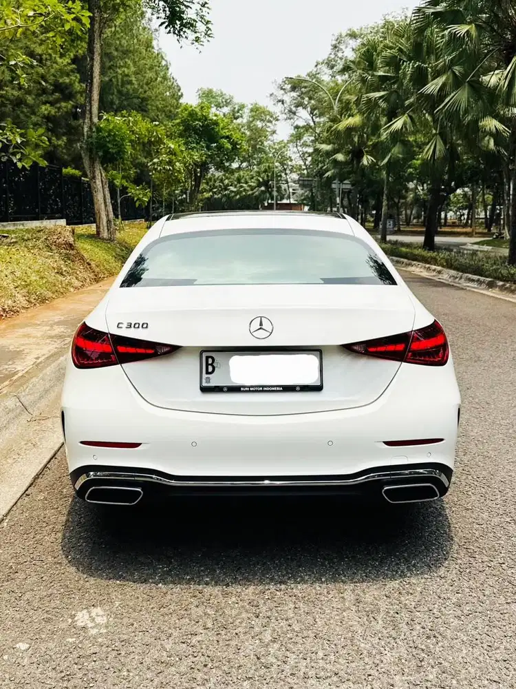 [Km51RB] Mercedes Benz C300 AMG Line AT 2024 NIK 2023