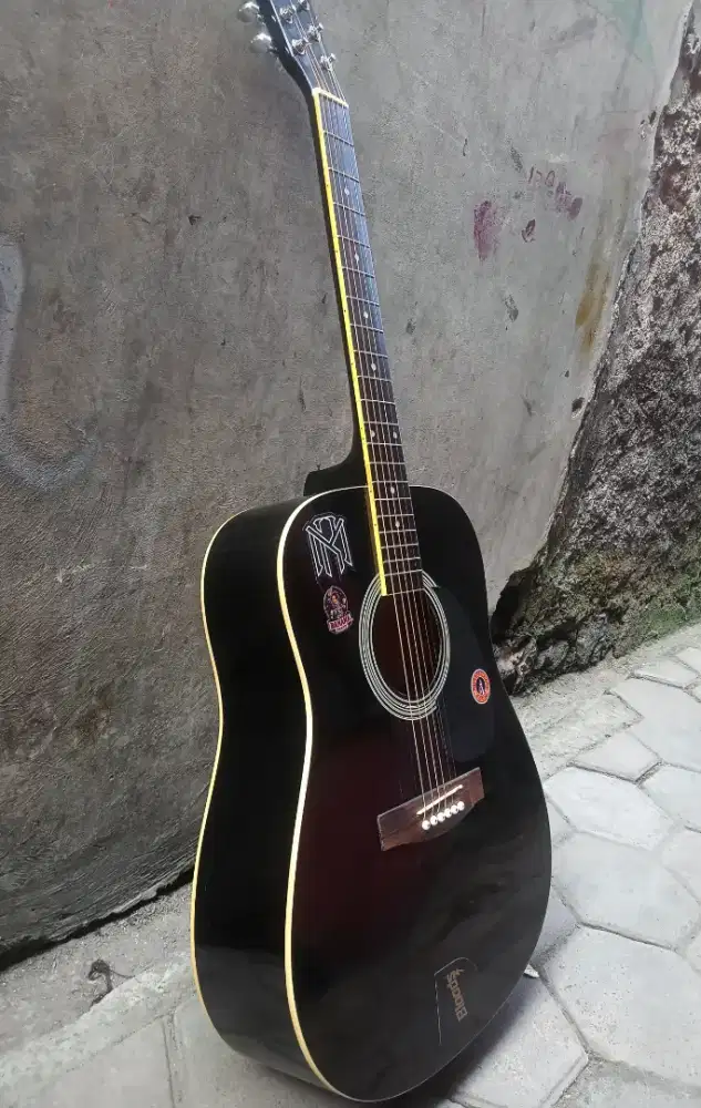 Gitar akustik Original