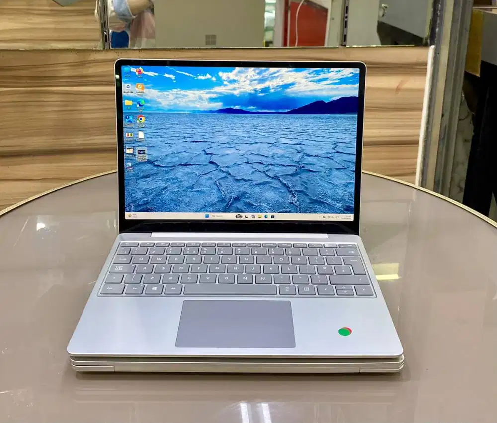 Surface Laptop Go Business12.5 Touchscreen | i5-G10 | RAM 16/256 *DC