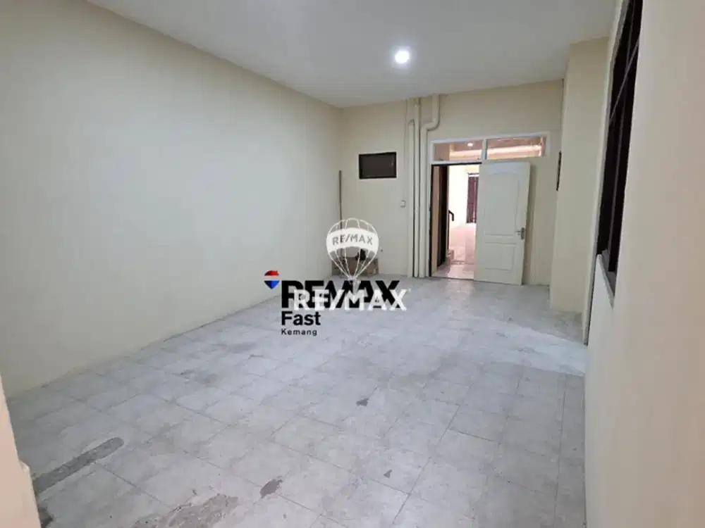 DIJUAL / DISEWAKAN RUKO STRATEGIS DI KEDOYA - JAKARTA BARAT, HADAP JALAN RAYA