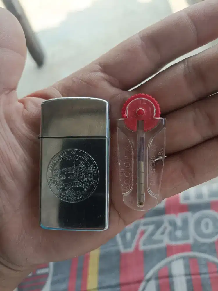 Korek zippo California 1990