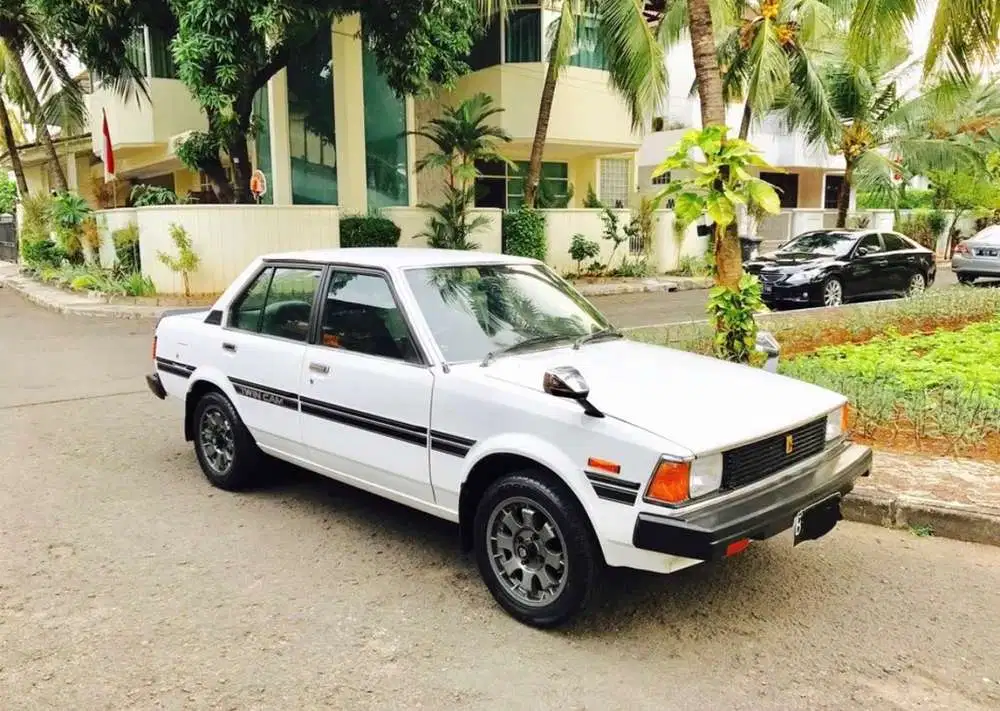 Toyota Corolla 1983 Bensin
