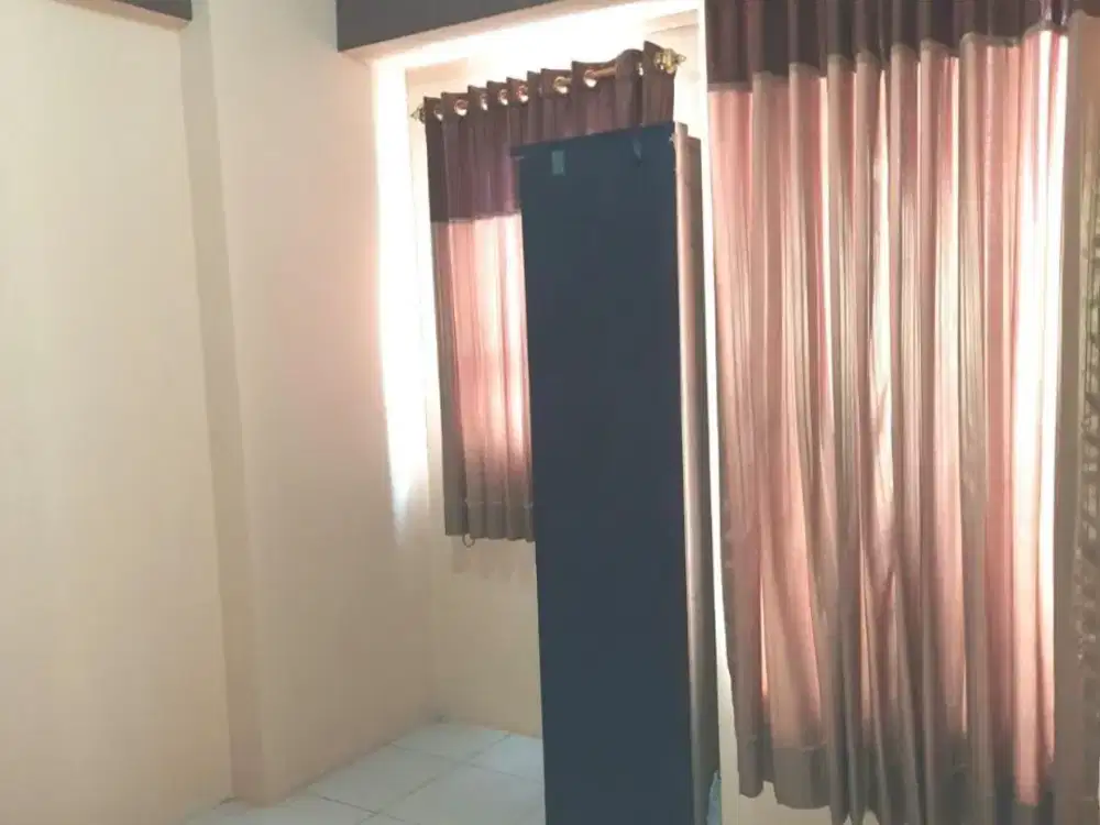 Apartemen Puncak Kertajaya Surabaya Timur Siap Huni Tipe Studio, AC Gorden Lemari View City