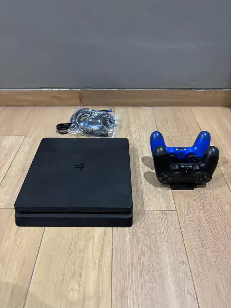 Ps4 slim 500gb bekas