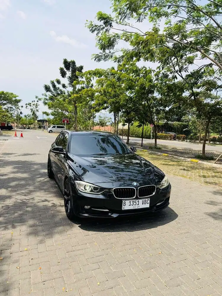 BMW F30 320i 2013 Mercy
