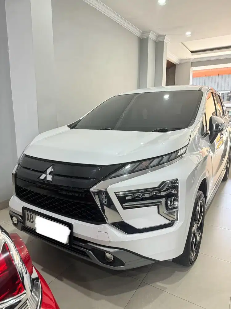 Mitsubishi Xpander Ultimate AT 2023 Facelift KM 30 rb