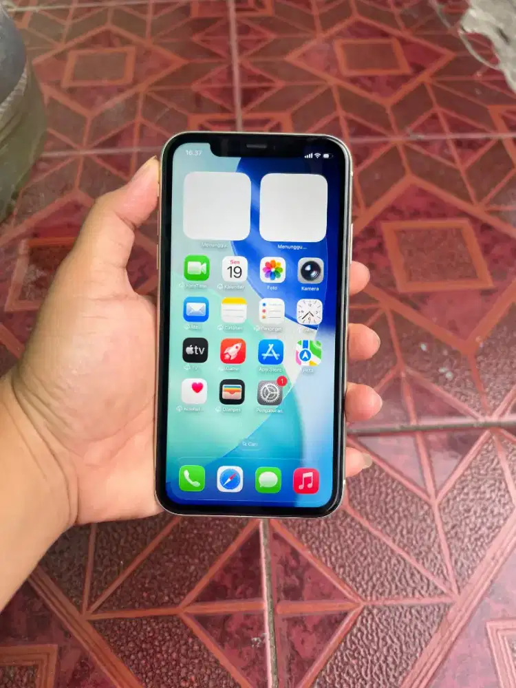 Iphone 11 64 ibox