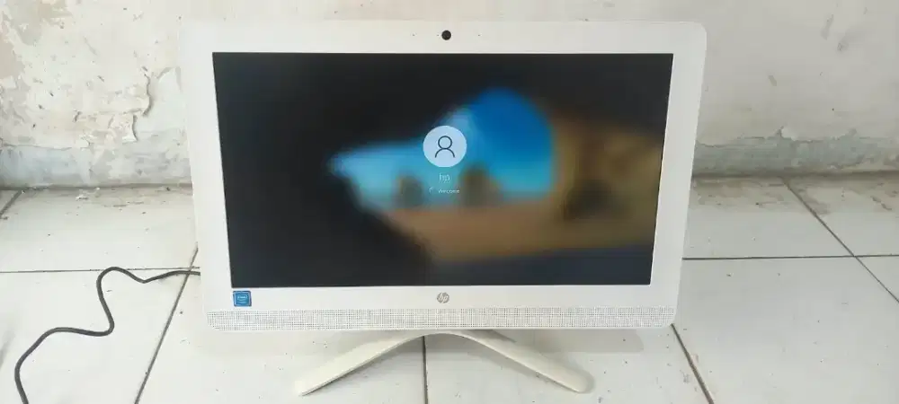 Dijual Komputer HP All-in-One 20-C414D | RAM 8GB | SSD 120GB