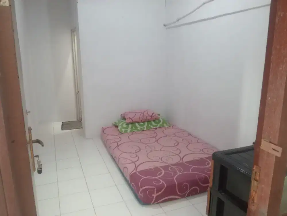 Kost AC lokasi di Cawang Halim