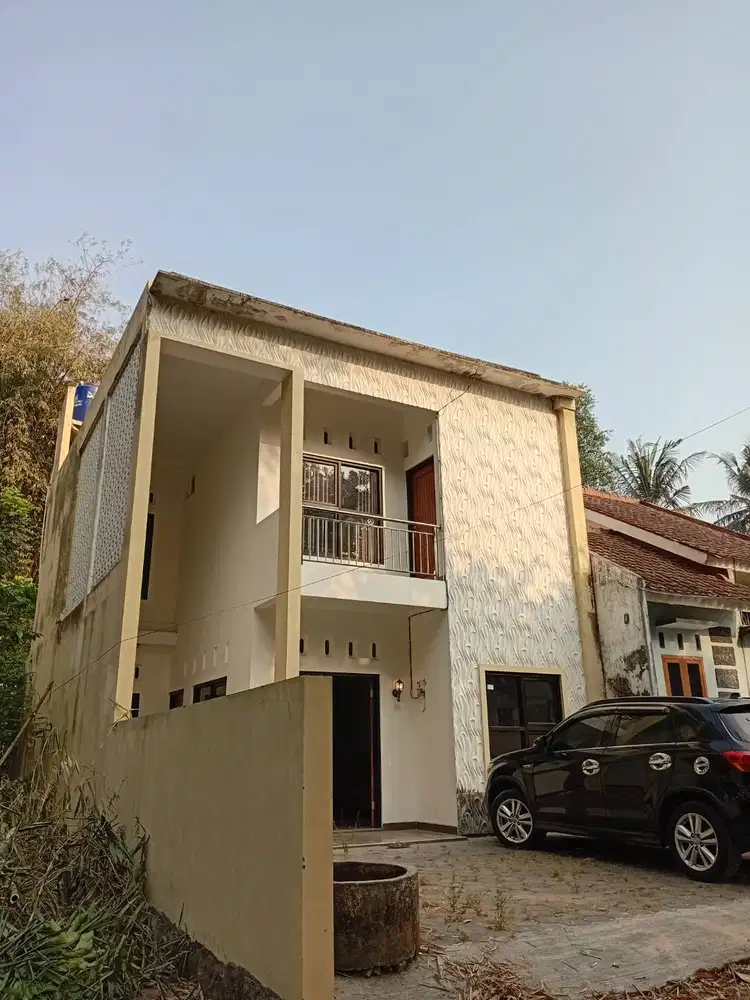 Rumah Pribadi baru 2 lantai beserta perabotnya