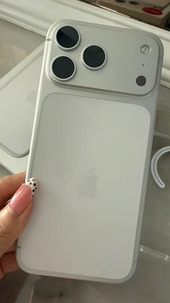 IPHONE 17PROMAX 512 GARANSI ON IBOX