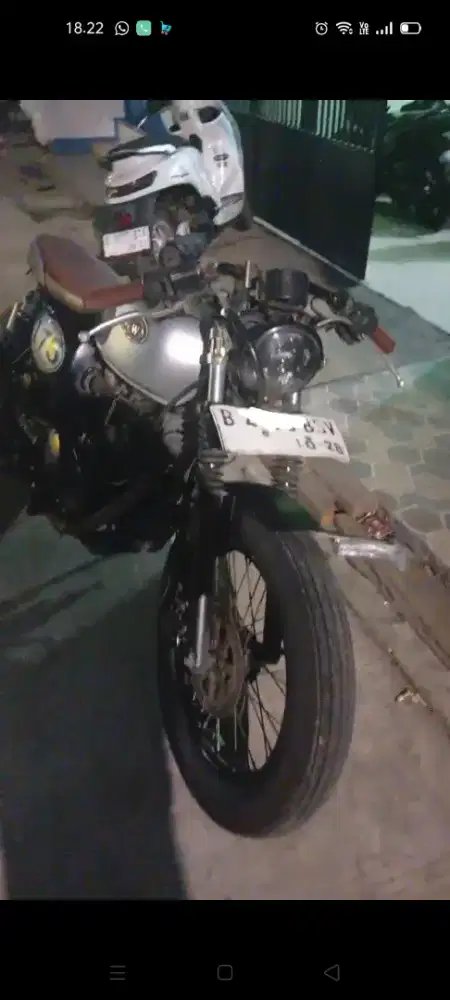 Motor Kawasaki W175 2018