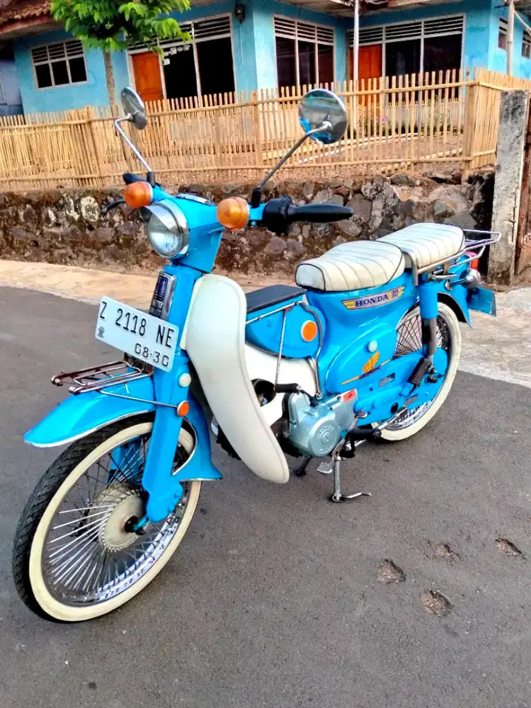 C70 Basic C86 Th 85 SS Komplit Mulus Tinggal Pake