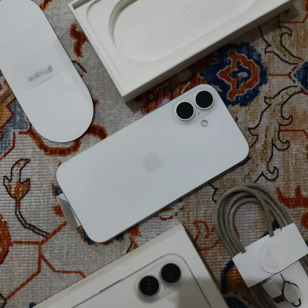Iphone 16 128 ibox white