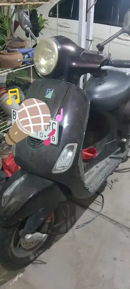 Vespa LX  150 Coklat