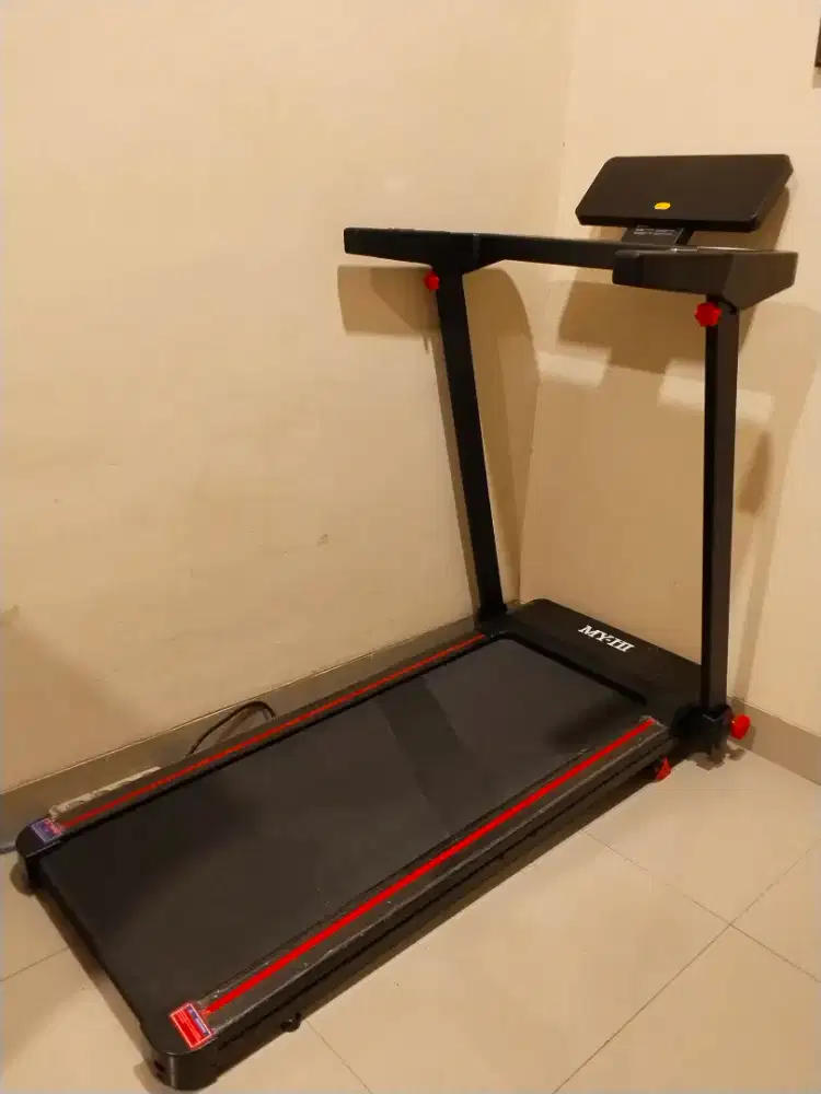 Mesin treadmill