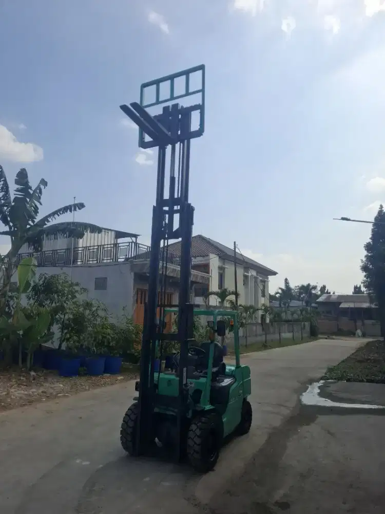 Forklift Mitsubishi 3,5 ton trilift 2020