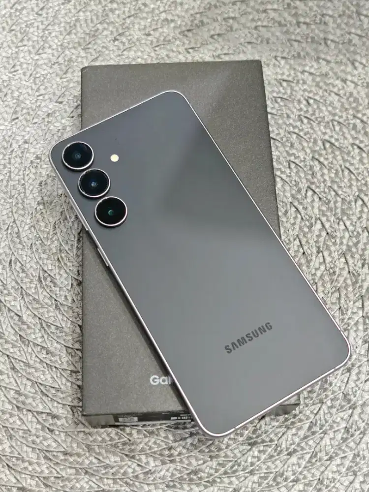 Samsung S25 FE 5G 8/256 Gb