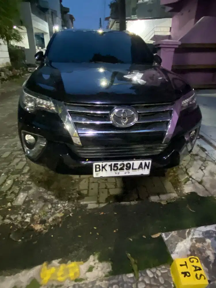 Deskripsi Fortuner