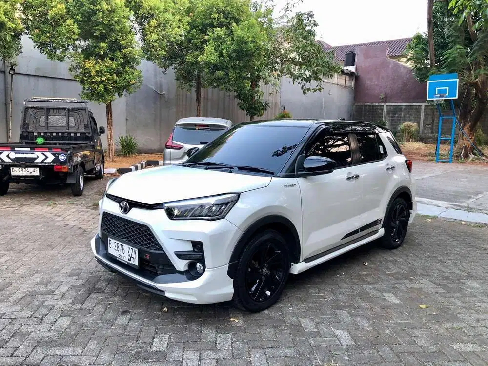 Toyota Raize 1.0 GR SPORT TWO TONE 2022