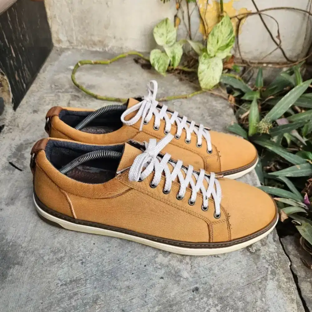 Sepatu Casual Aldo size 44