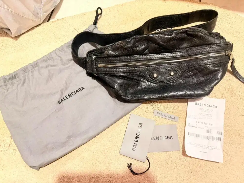 Balanciaga neo bumb bag original europe